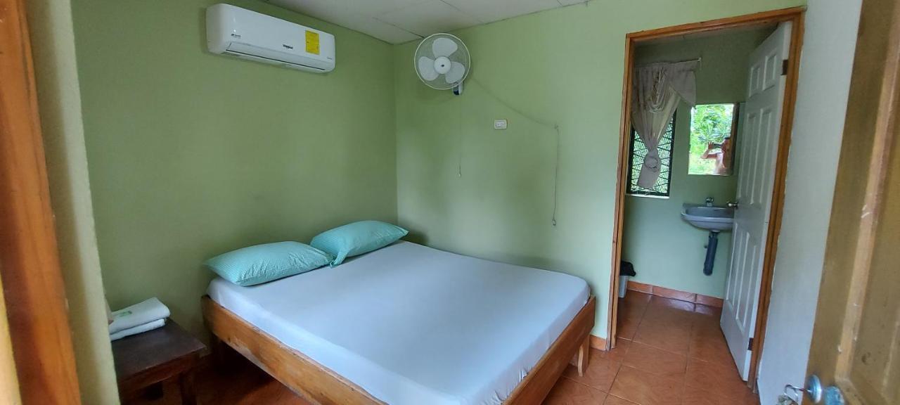 Hostal Y Cabinas Anita-And Rafting Tour! Siqurres Da Alegria Εξωτερικό φωτογραφία